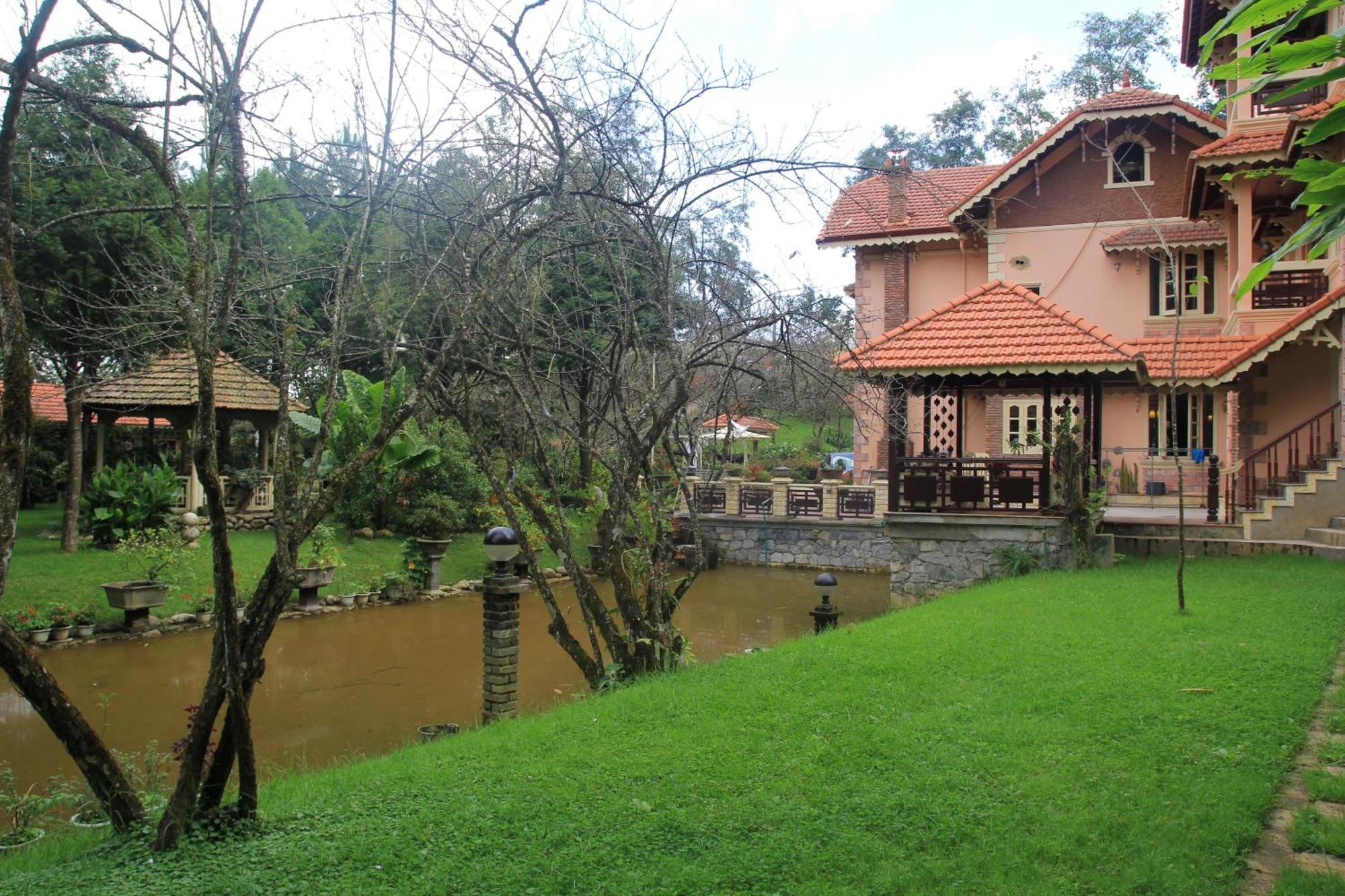 Garden Bed & Breakfast 2*