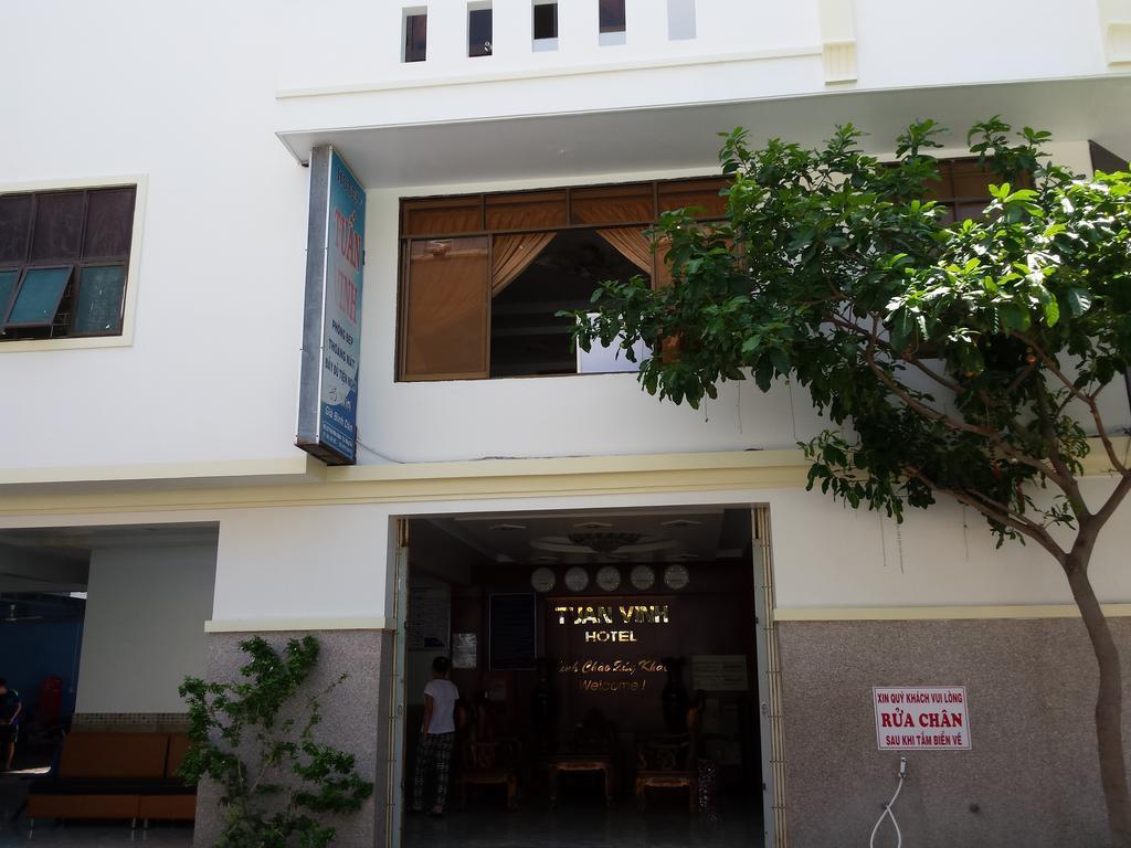 Tuan Vinh * Vung Tau