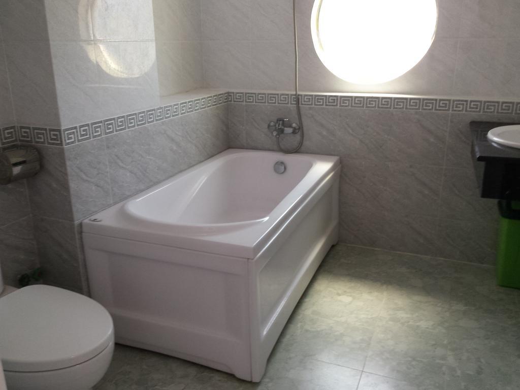 Tuan Vinh Hotel *