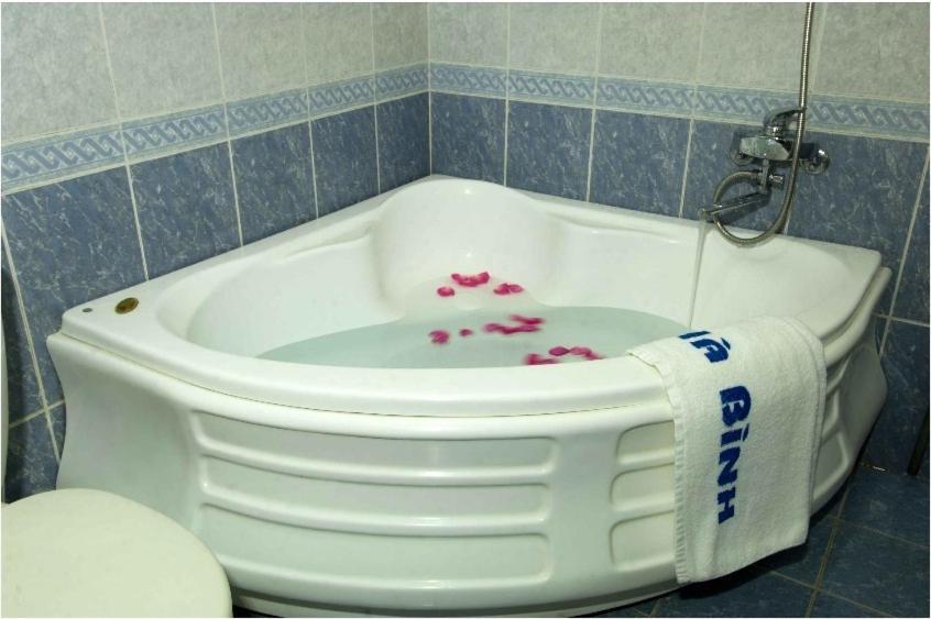 Ha Binh & Hotel *