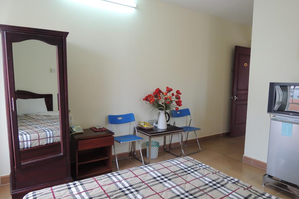 C30 Glory Hotel 2*