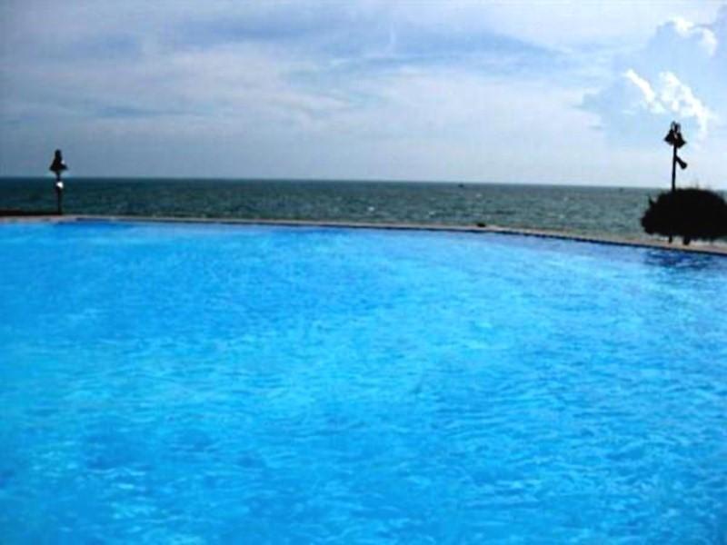 Long Hai Beach Resort 4*