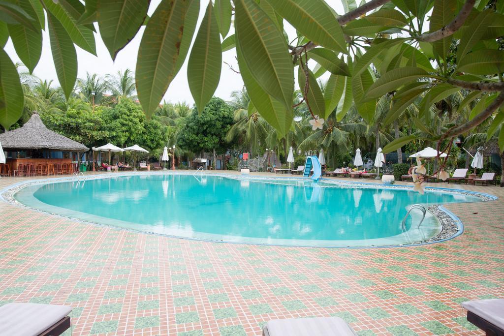 Resort Palmira & 3*
