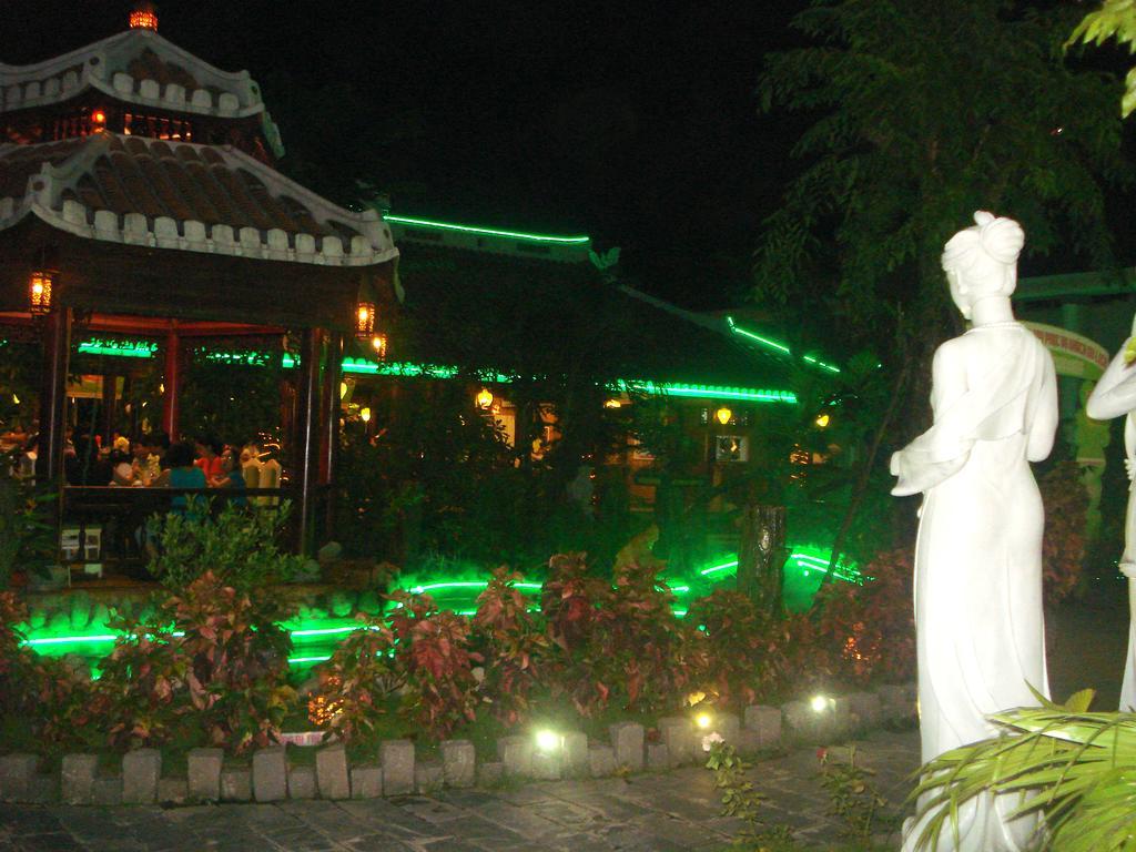 Ngôi Nhà Xanh Khách sạn Đà Nẵng