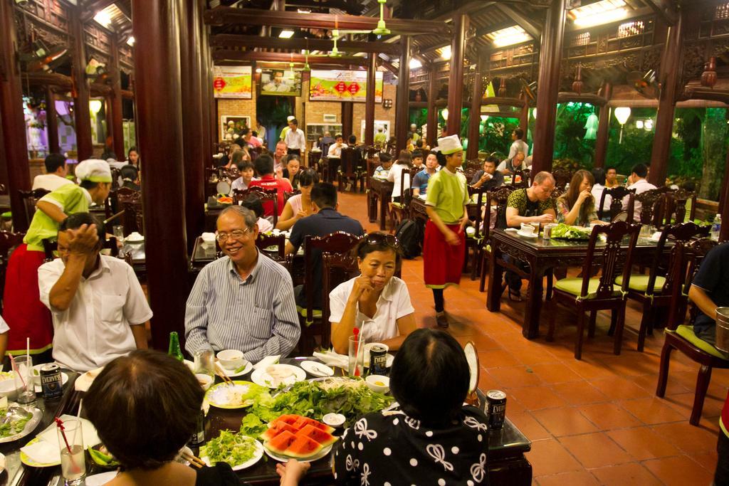 Ngôi Nhà Xanh 3*