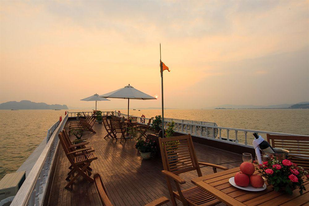  Paragon Cruise Ha Long