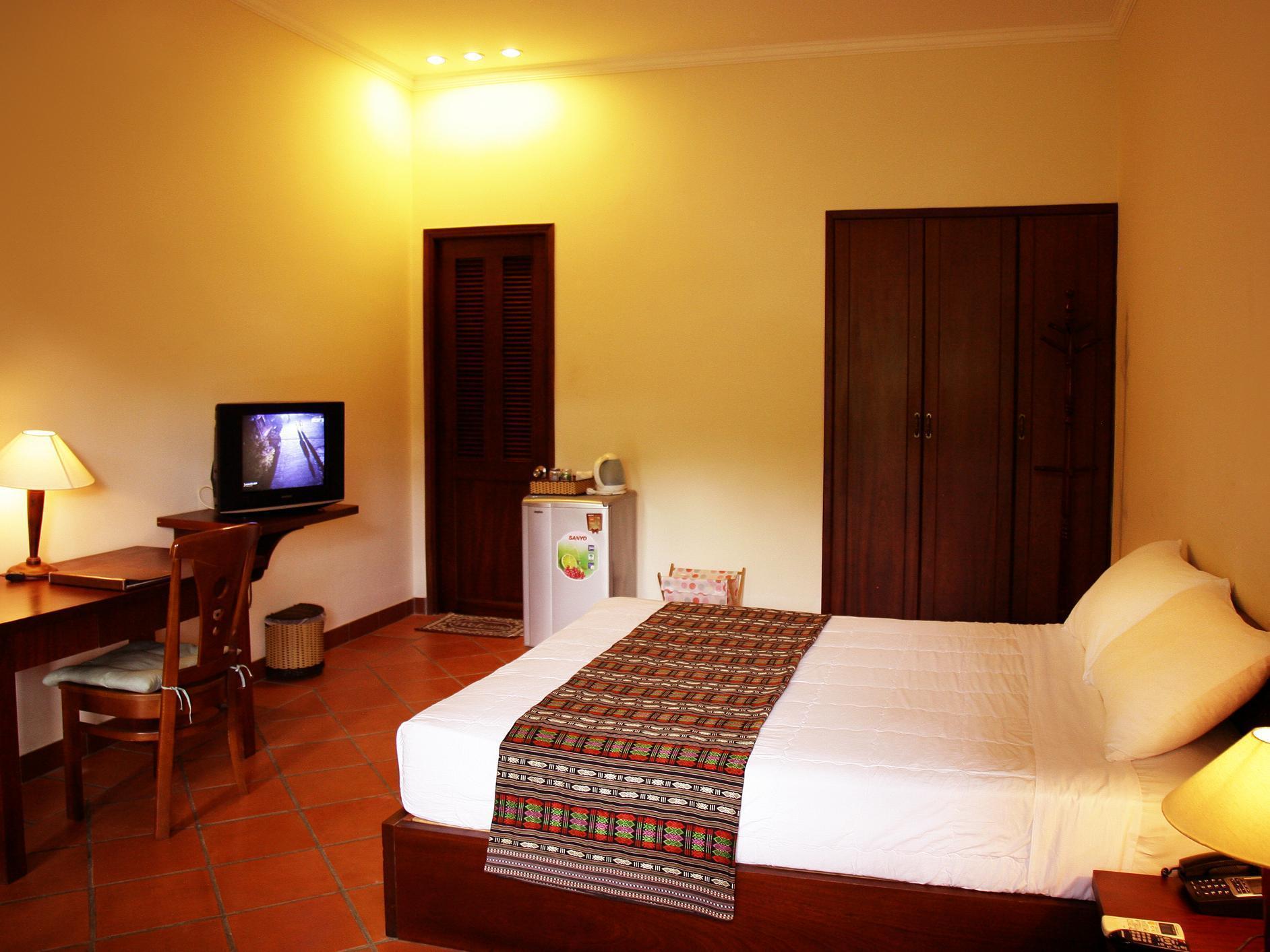 Resort Lotus Phu My Resort 3*