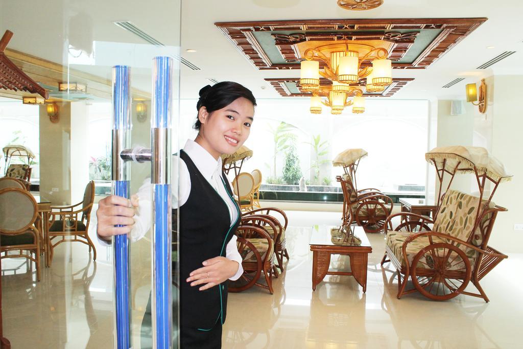 Khách sạn World Nha Trang