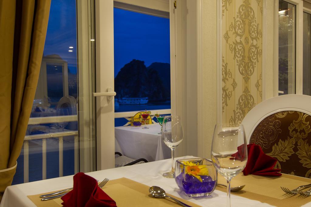 Signature Royal Halong Cruise 5* Ha Long