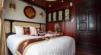 Viola Cruise Halong Bay 4* Ha Long