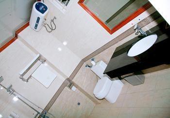 Ruby Hotel 2*