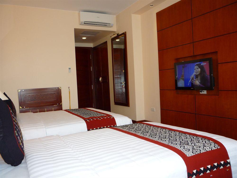 E Luxury & Restaurant Hotel 4*