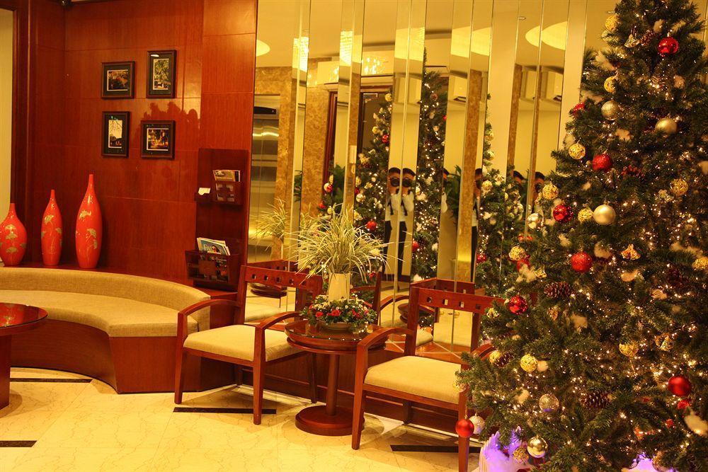Hotel E Luxury & Restaurant