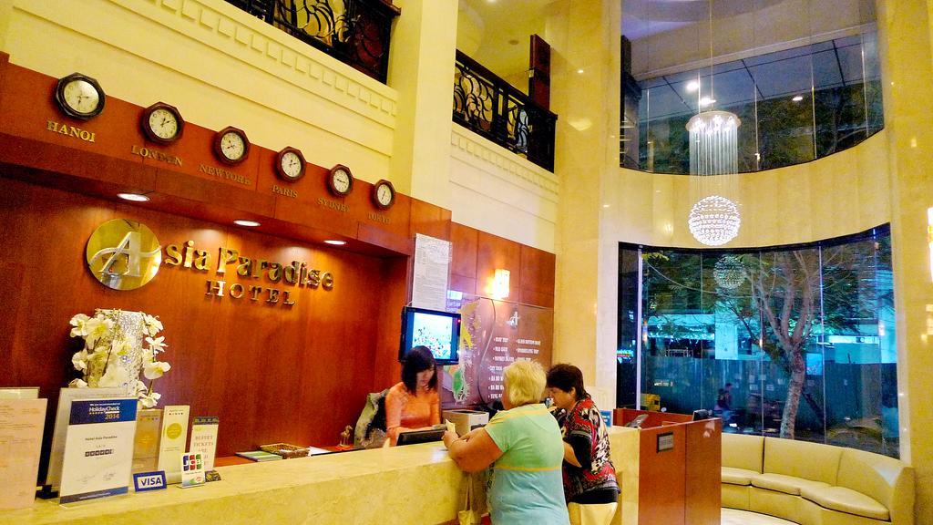 Paradise Hotel