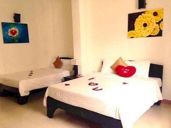 Ruby Bistro Hotel Hue