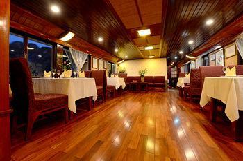 Imperial Junk Halong 3*