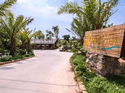 Sen Viet Resort, Sport &