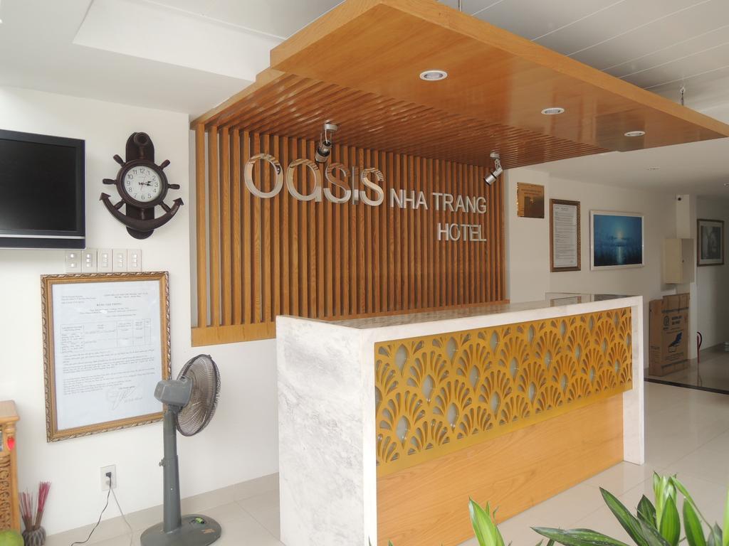 Hotel Oasis *
