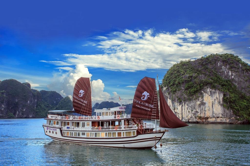  Viola Cruise Halong Bay 4*