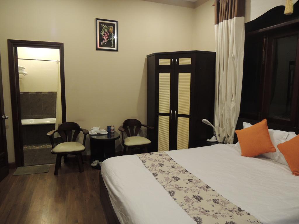 Nhat Huy Hotel 2*