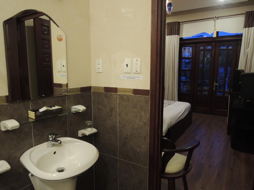 Nhat Huy Hotel