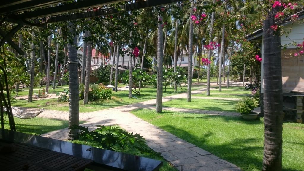 Catsen Bungalows & Rooms