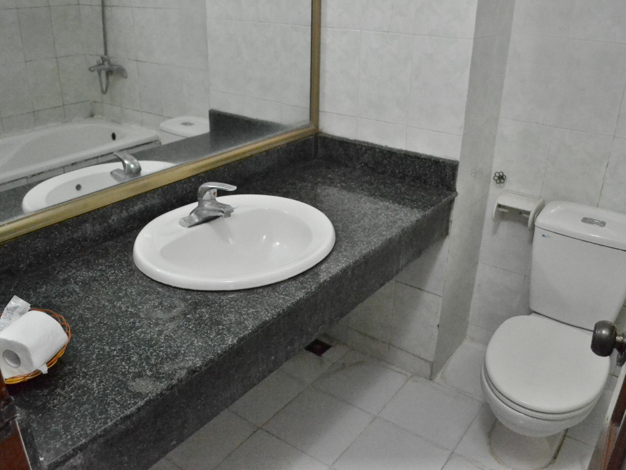 Hotel Green Bay Hạ Long