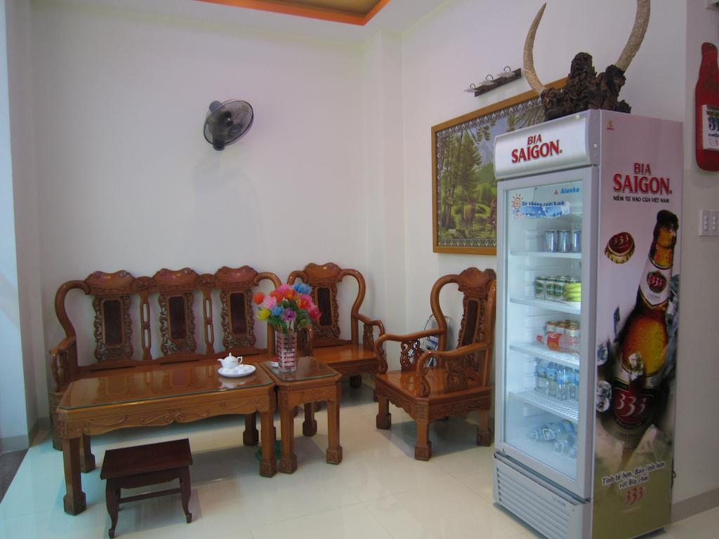 Hotel Long Chau *