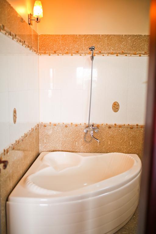 Hotel Full House Da Nang