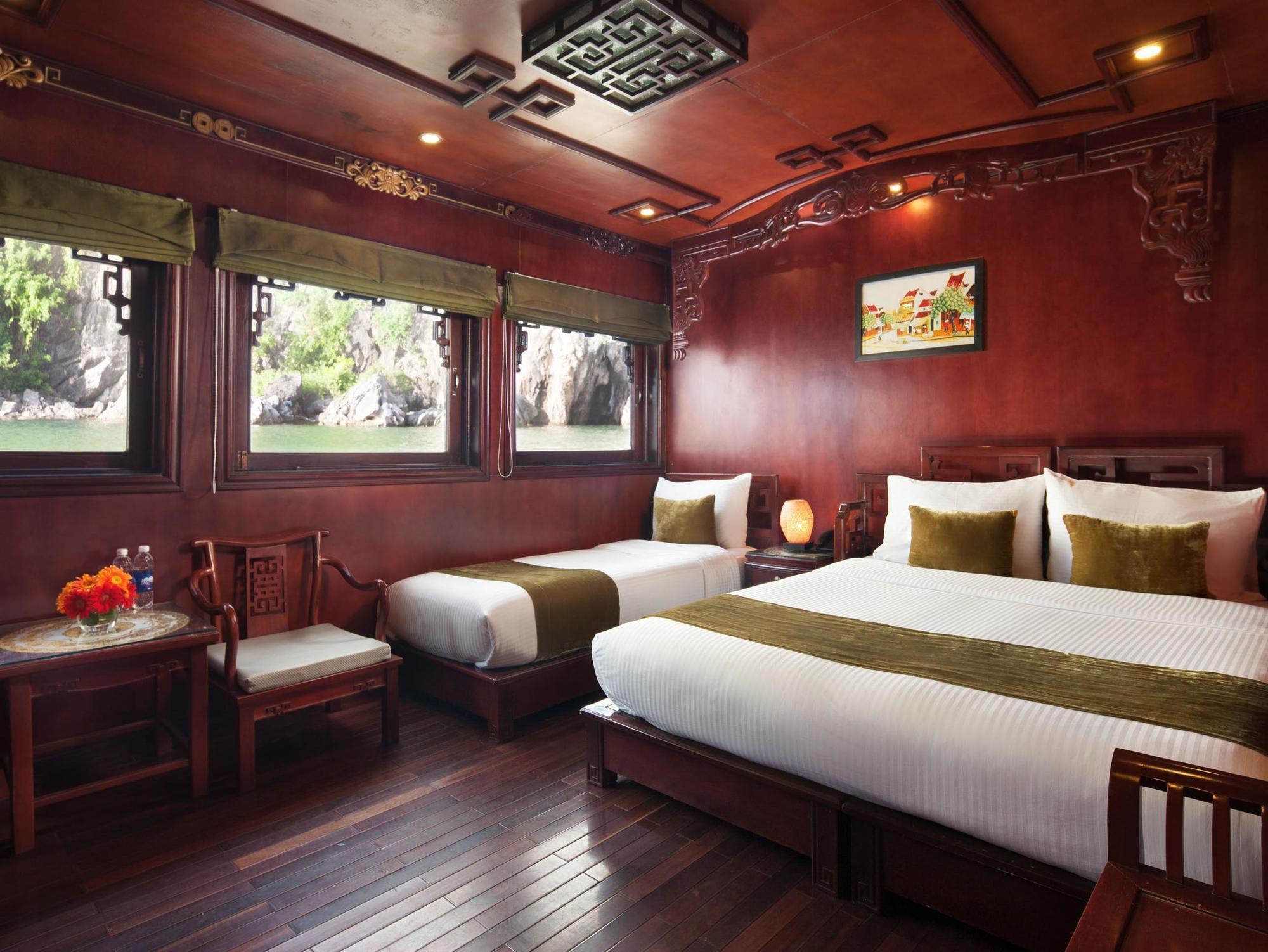  Royal Palace Cruise 4*