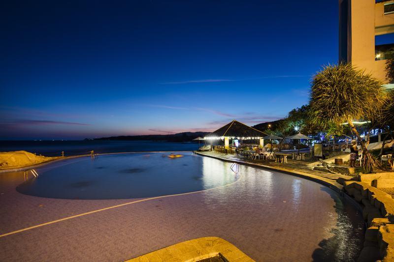Resort Rock Water Bay Ke Ga