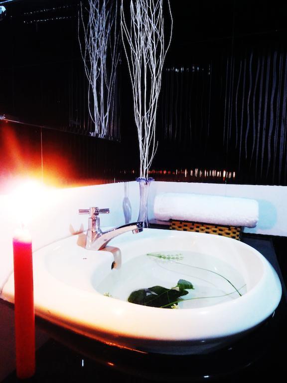 Hotel Phong Luu 2*