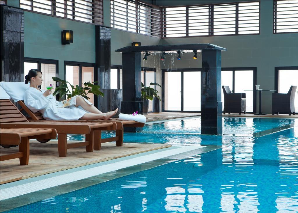 Hotel Royal Lotus Ha Long