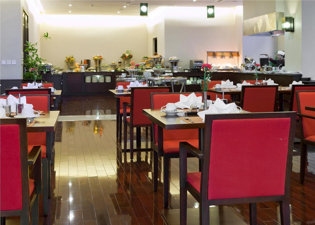 Hotel Royal Lotus 4*