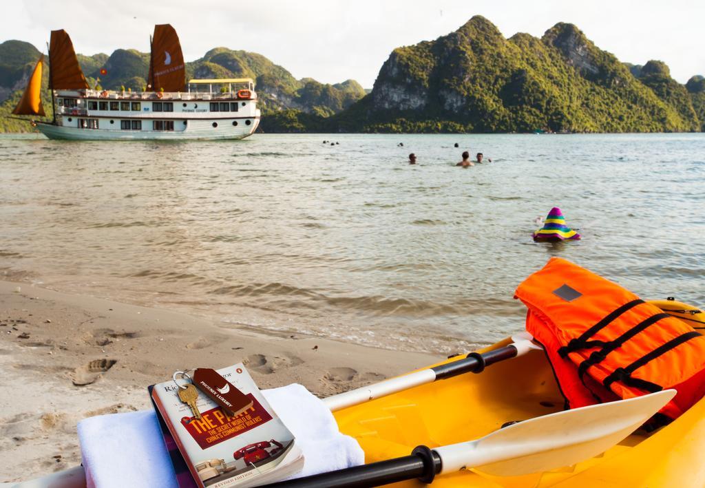 Halong Phoenix Cruiser