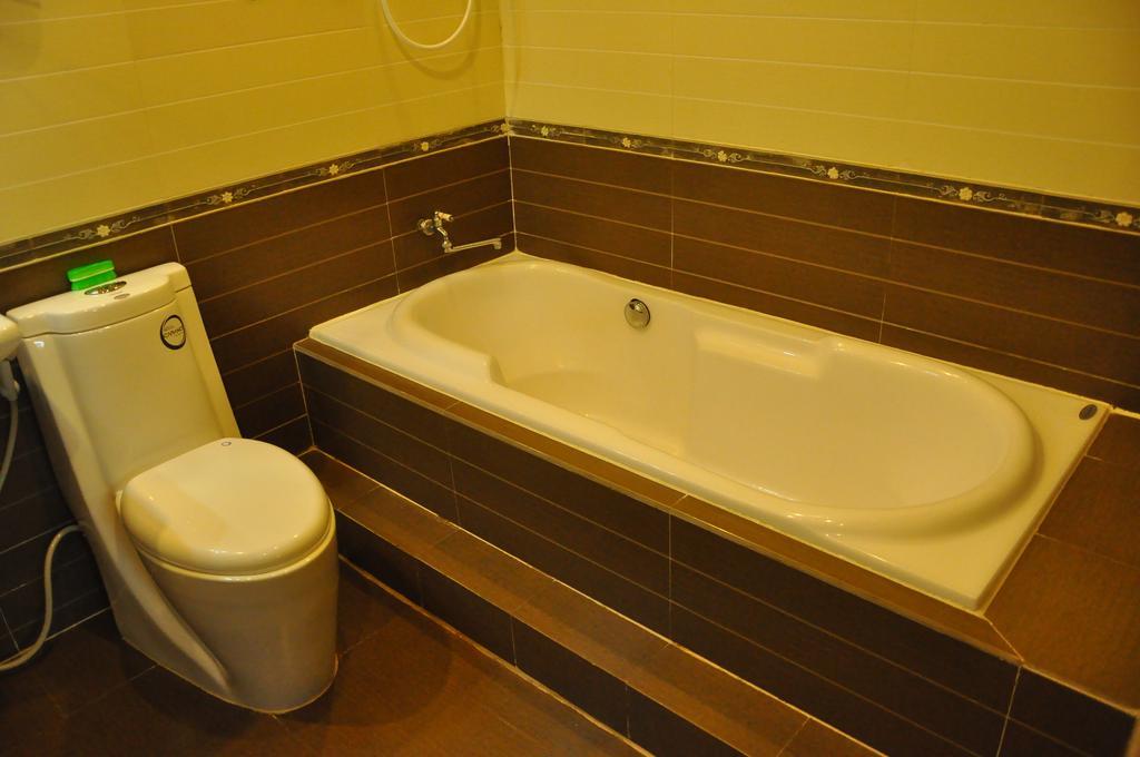 Hotel Phu Qui 2*