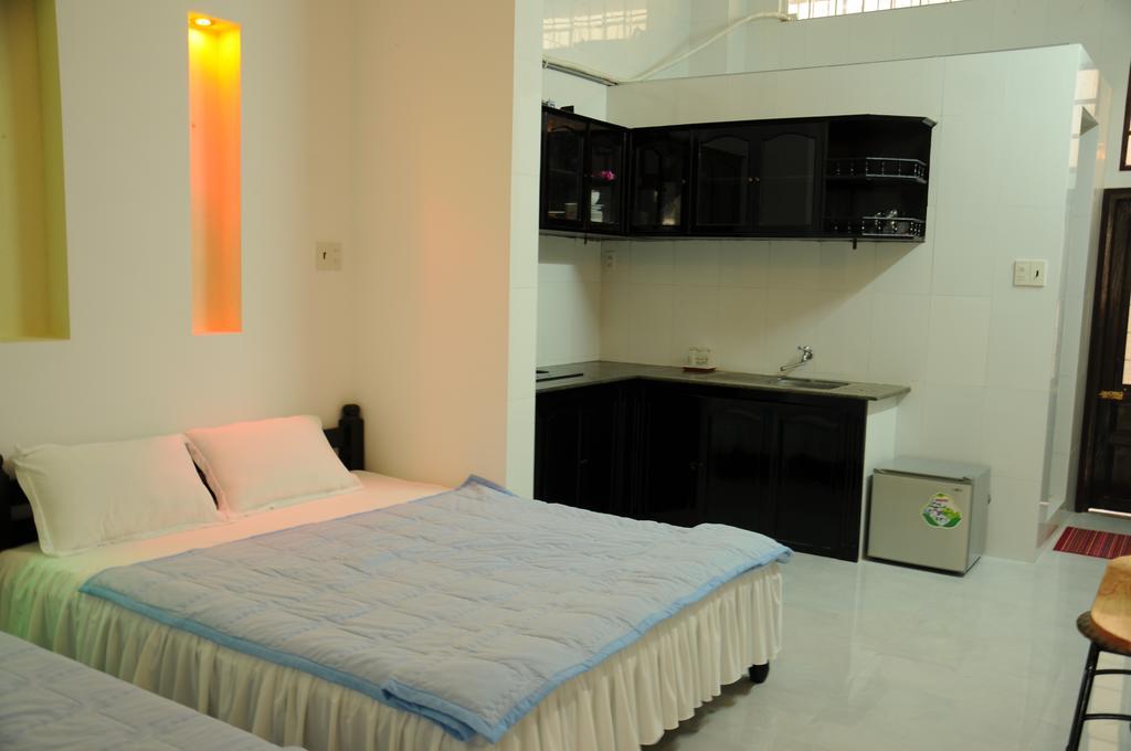 Guest house Bien Khoi Mini 2*