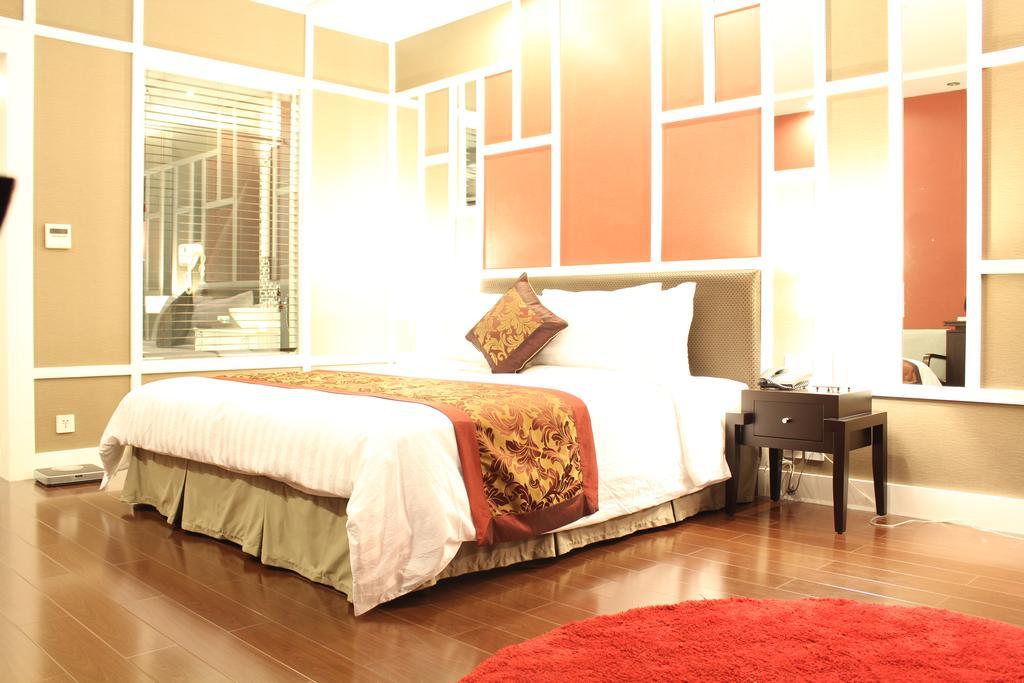 Hotel Royal Lotus 4*