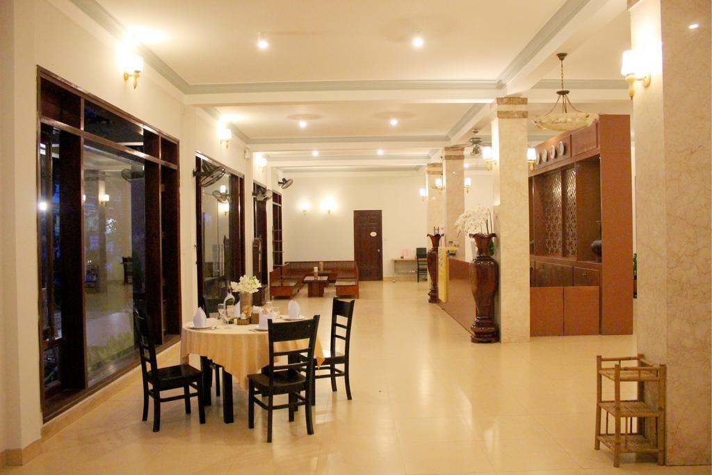 Hotel Coral Sea