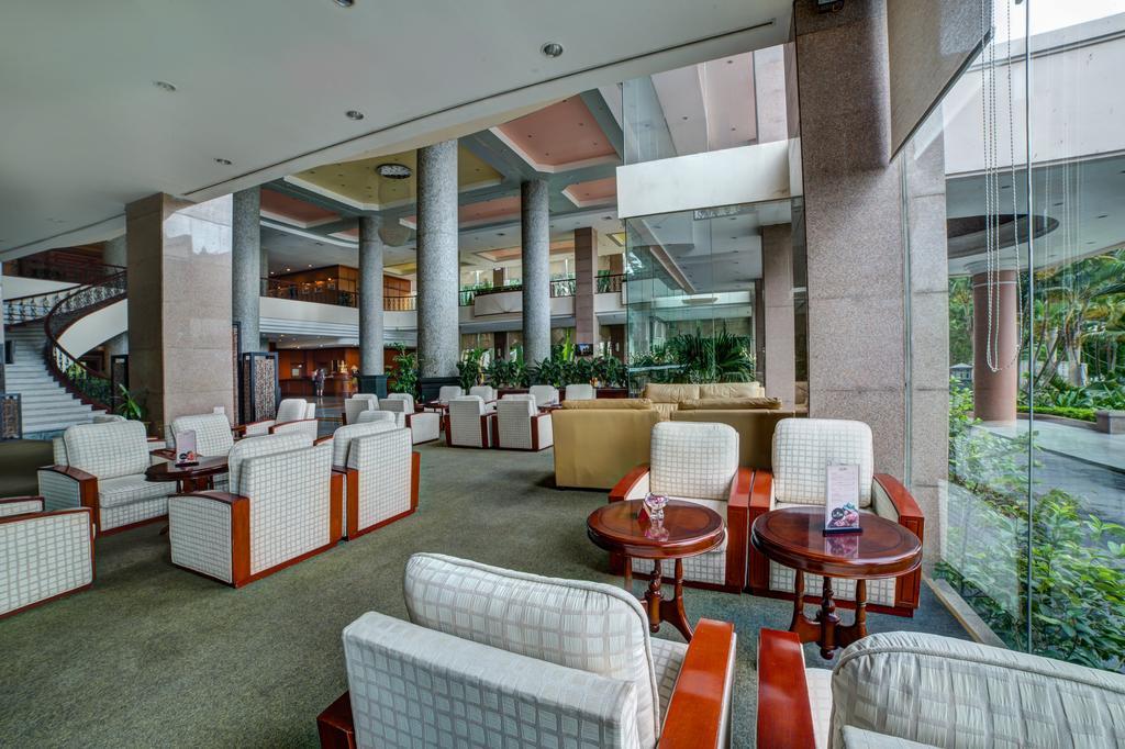 Halong Plaza