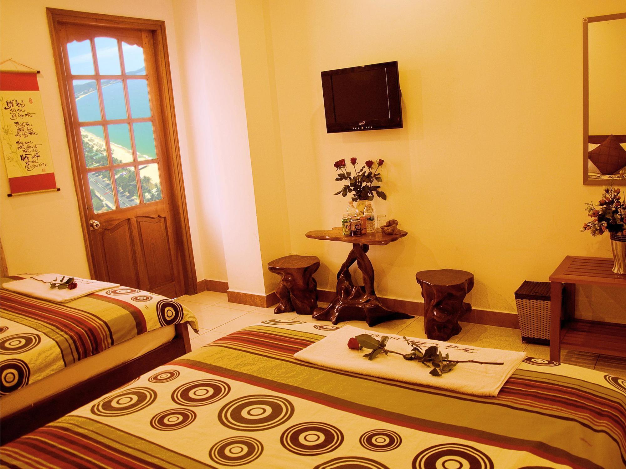 Hotel Azura Gold & 4*