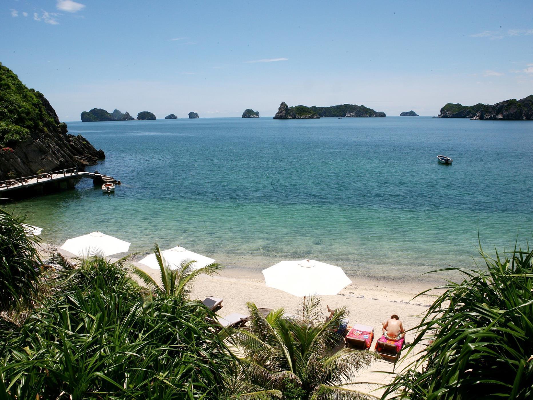Monkey Island Resort 3*