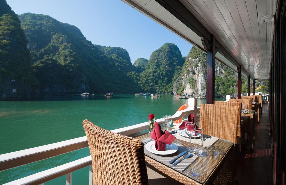 Halong Aclass Stellar Cruise 4* Ha Long