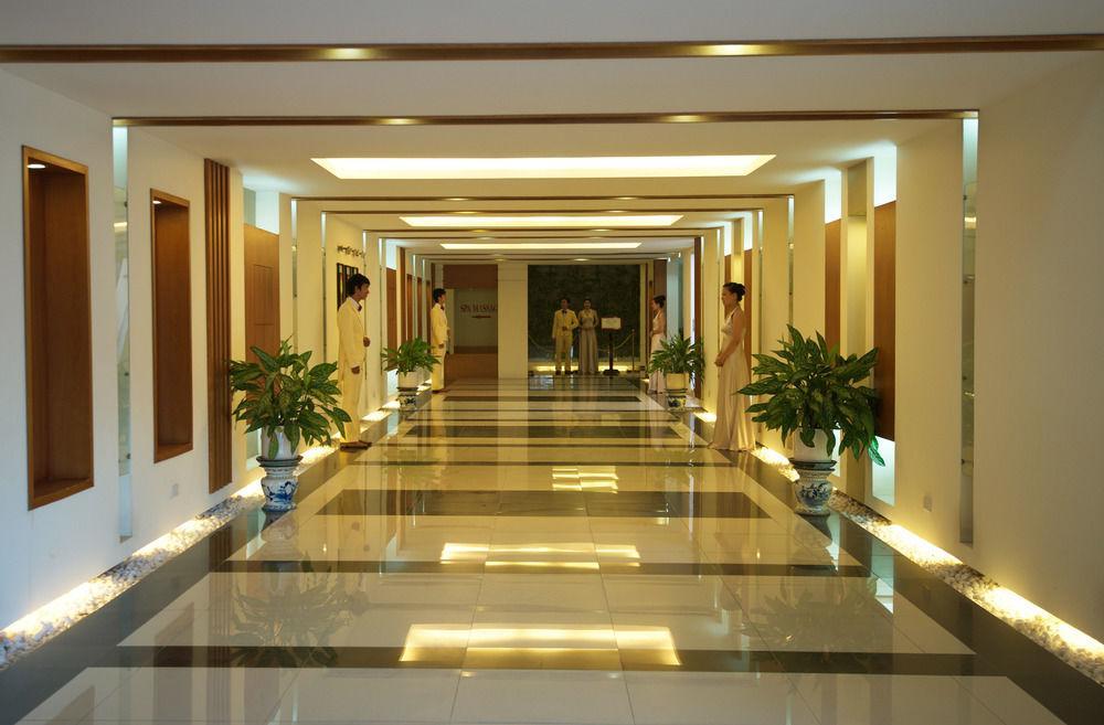 Palace 4*