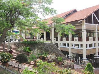 Hon Rom 1 Hotel 2*