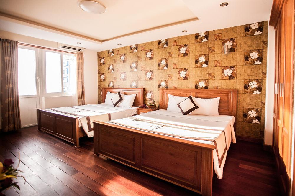 Oriental - Doi Dien Bai Bien Hotel