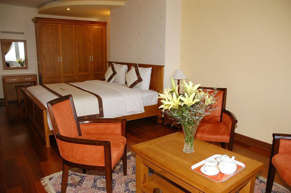 Oriental - Doi Dien Bai Bien Hotel 3*
