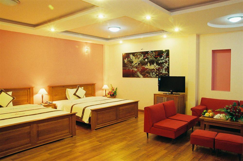 Oriental - Doi Dien Bai Bien Hotel