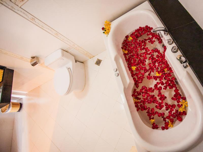 Oriental - Doi Dien Bai Bien Hotel 3*