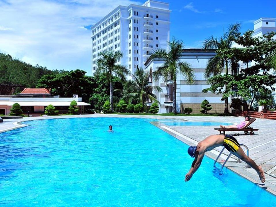 Royal Halong Hotel 4*